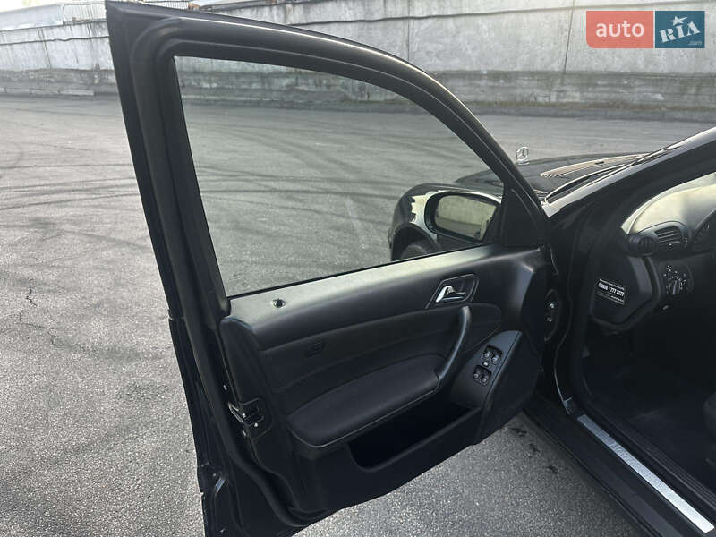Універсал Mercedes-Benz C-Class 2007 в Києві