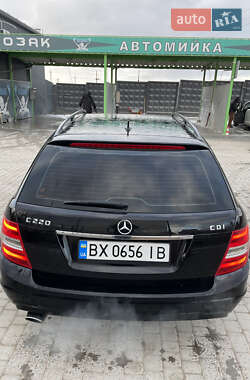Універсал Mercedes-Benz C-Class 2013 в 