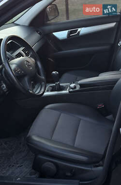Універсал Mercedes-Benz C-Class 2008 в 