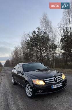 Седан Mercedes-Benz C-Class 2011 в 