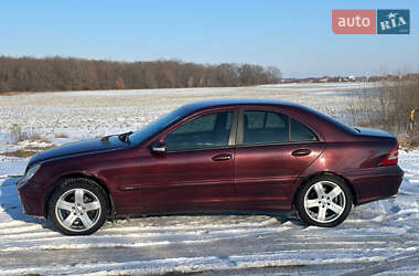 Седан Mercedes-Benz C-Class 2006 в Киеве