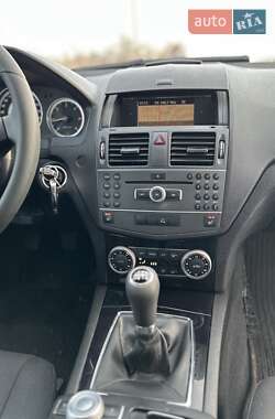 Универсал Mercedes-Benz C-Class 2010 в 