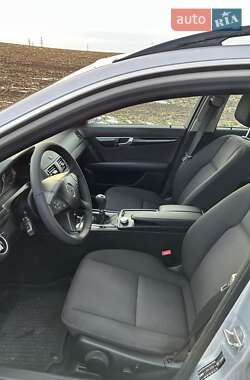 Универсал Mercedes-Benz C-Class 2010 в 