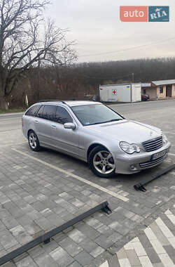 Универсал Mercedes-Benz C-Class 2004 в Ужгороде