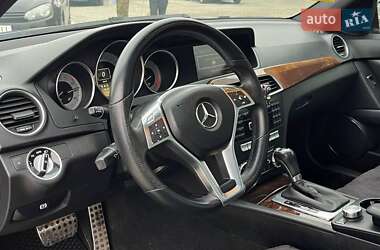 Седан Mercedes-Benz C-Class 2011 в 