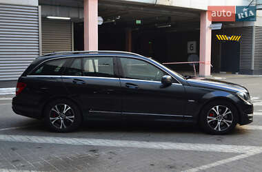 Универсал Mercedes-Benz C-Class 2014 в 