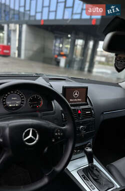 Універсал Mercedes-Benz C-Class 2008 в 