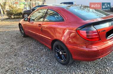 Купе Mercedes-Benz C-Class 2002 в 
