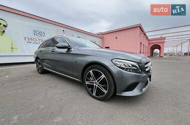 Универсал Mercedes-Benz C-Class 2019 в 