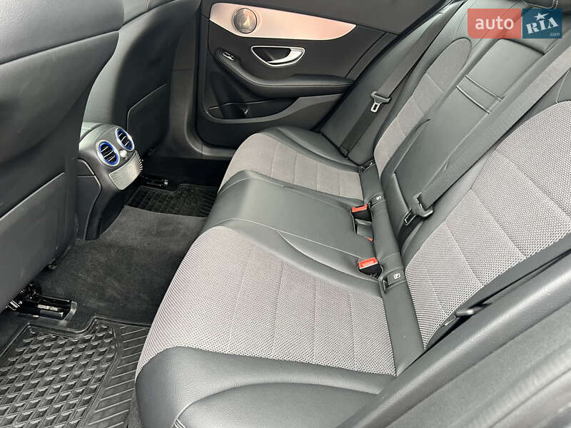 Универсал Mercedes-Benz C-Class 2019 в Одессе