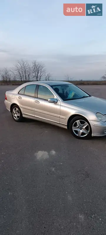 Mercedes-Benz C-Class 2003 VIN WDB2030461A486756 фото оголошення 6 з 46