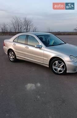 Седан Mercedes-Benz C-Class 2003 в 