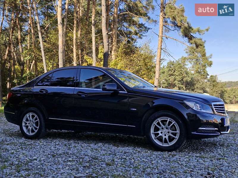 Седан Mercedes-Benz C-Class 2011 в Бучаче фото 3 Седан Mercedes-Benz C-Class 2011 в Бучаче