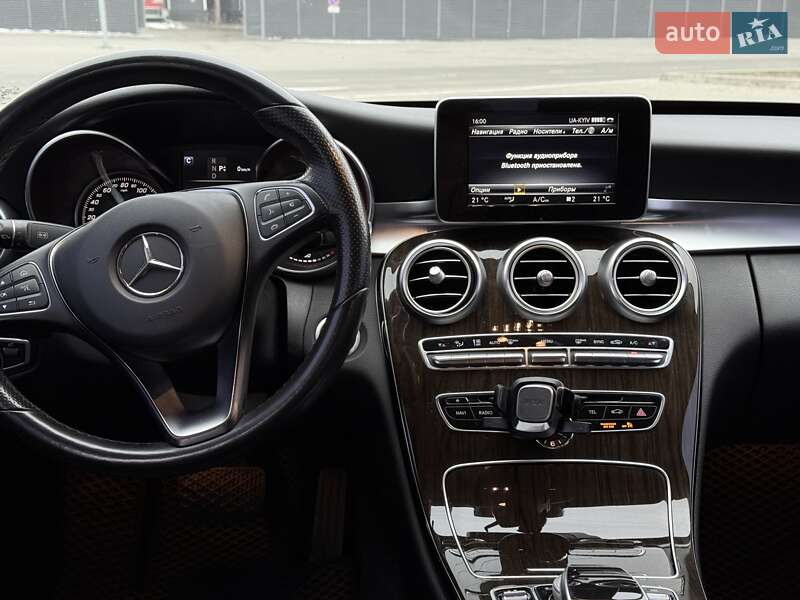 Седан Mercedes-Benz C-Class 2015 в Києві