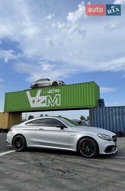 Купе Mercedes-Benz C-Class 2016 в 