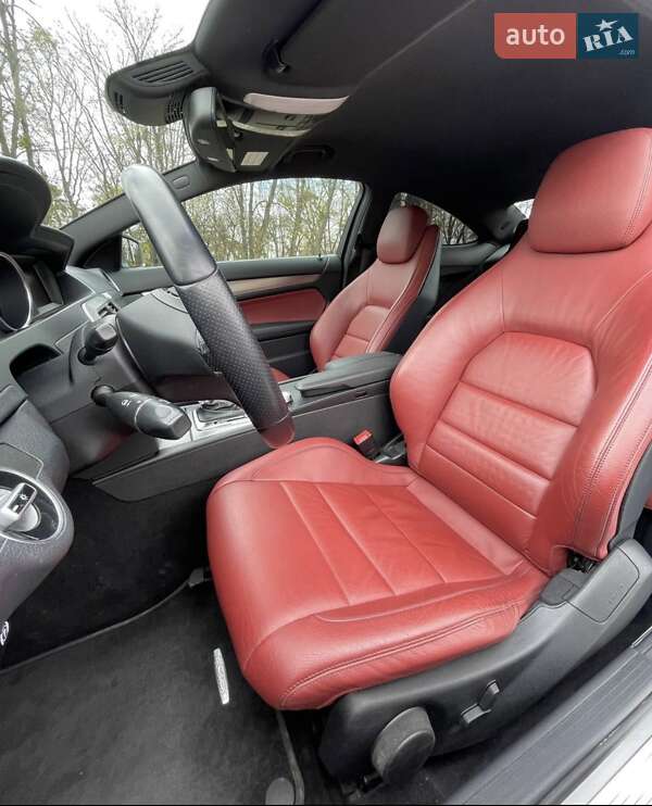 Купе Mercedes-Benz C-Class 2011 в Киеве фото 5 Купе Mercedes-Benz C-Class 2011 в Киеве