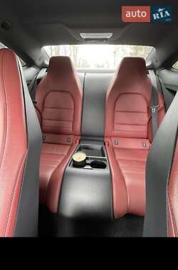 Купе Mercedes-Benz C-Class 2011 в 