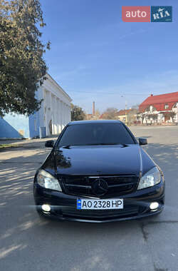 Седан Mercedes-Benz C-Class 2007 в Ужгороді