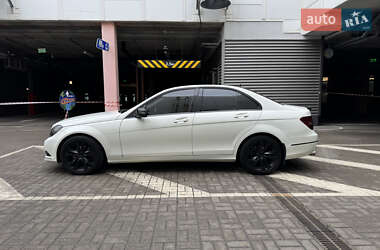 Седан Mercedes-Benz C-Class 2011 в 