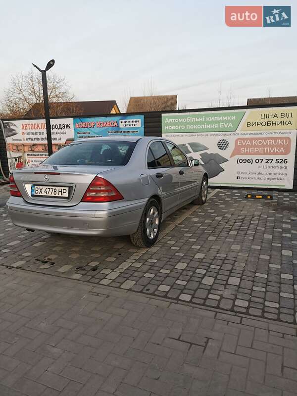 Седан Mercedes-Benz C-Class 2000 в Шепетовке