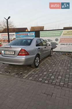 Седан Mercedes-Benz C-Class 2000 в 