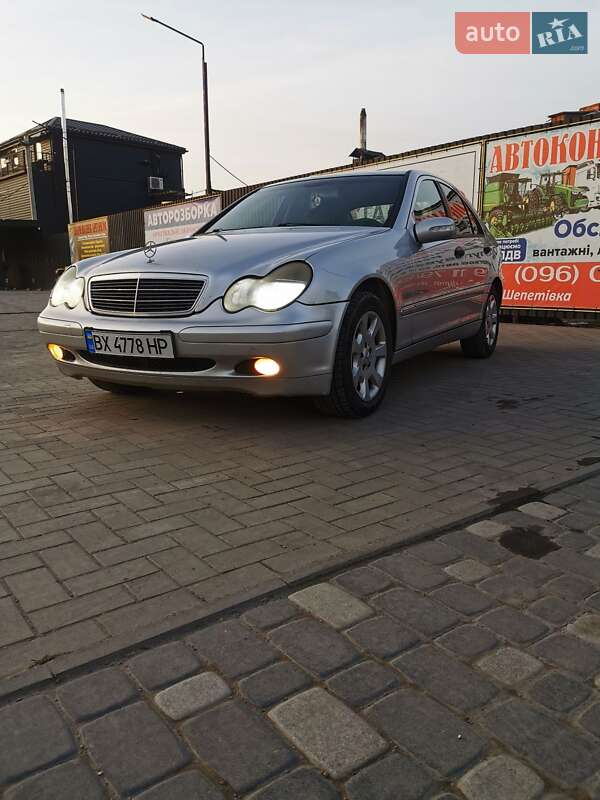 Седан Mercedes-Benz C-Class 2000 в Шепетовке