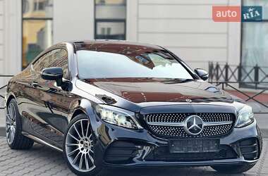 Купе Mercedes-Benz C-Class 2019 в 