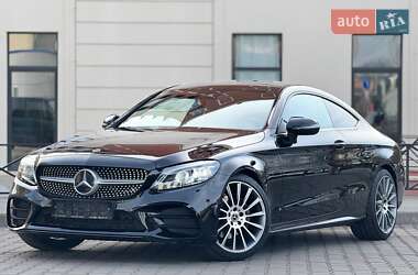 Купе Mercedes-Benz C-Class 2019 в 