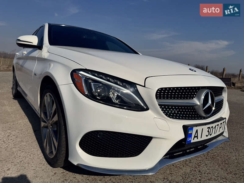 Седан Mercedes-Benz C-Class 2017 в Киеве