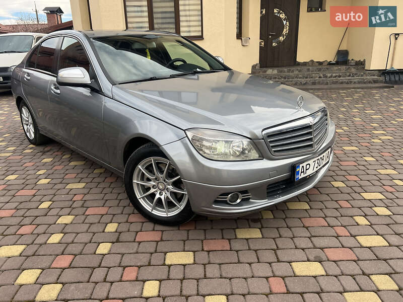 Седан Mercedes-Benz C-Class 2007 в 