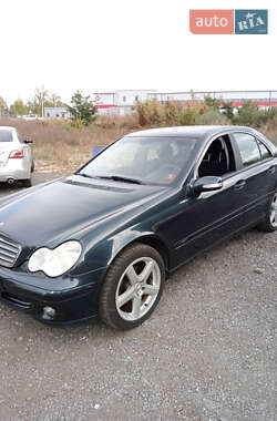 Седан Mercedes-Benz C-Class 2004 в Збараже