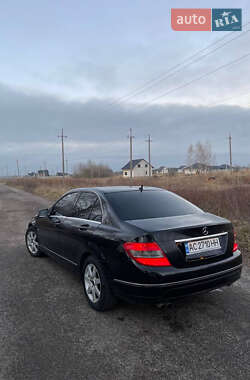 Седан Mercedes-Benz C-Class 2011 в 