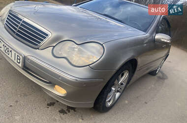 Седан Mercedes-Benz C-Class 2004 в Львове