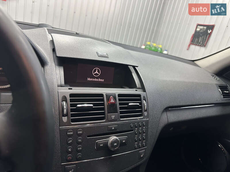 Седан Mercedes-Benz C-Class 2007 в Одессе