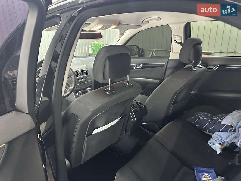Седан Mercedes-Benz C-Class 2007 в Одессе