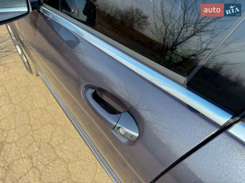 Седан Mercedes-Benz C-Class 2008 в Кривом Роге