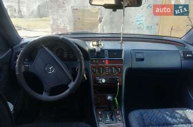 Седан Mercedes-Benz C-Class 1995 в 