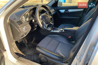 Универсал Mercedes-Benz C-Class 2010 в 