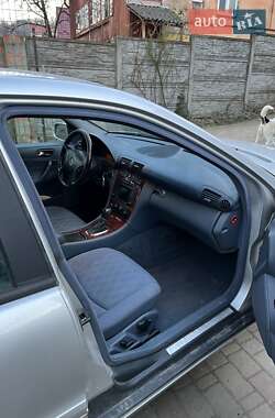 Седан Mercedes-Benz C-Class 2001 в 