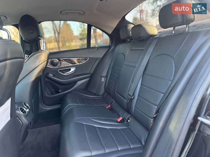 Седан Mercedes-Benz C-Class 2015 в Киеве