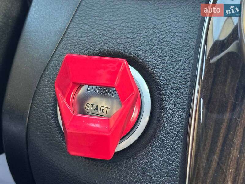 Седан Mercedes-Benz C-Class 2015 в Киеве