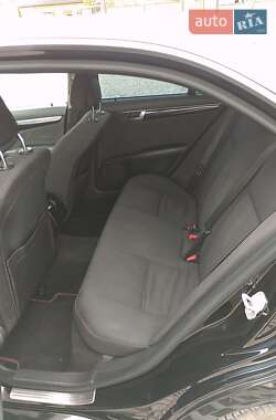 Седан Mercedes-Benz C-Class 2009 в 