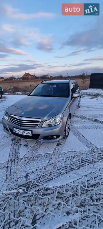 Mercedes-Benz C-Class 2011