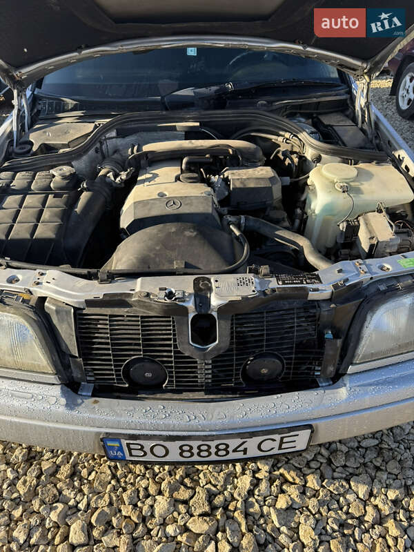 Седан Mercedes-Benz C-Class 1997 в Тернополе