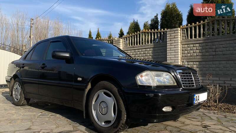 Седан Mercedes-Benz C-Class 1999 в 