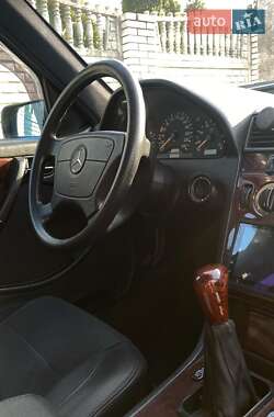 Седан Mercedes-Benz C-Class 1999 в 