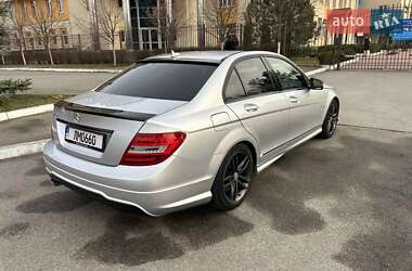 Седан Mercedes-Benz C-Class 2012 в Києві