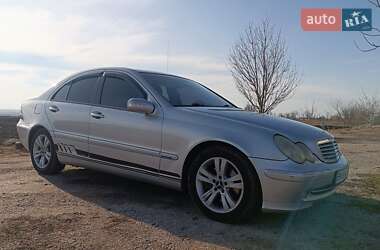 Седан Mercedes-Benz C-Class 2002 в 