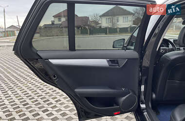 Универсал Mercedes-Benz C-Class 2010 в 