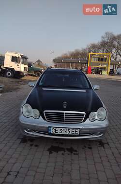 Універсал Mercedes-Benz C-Class 2004 в Чернівцях